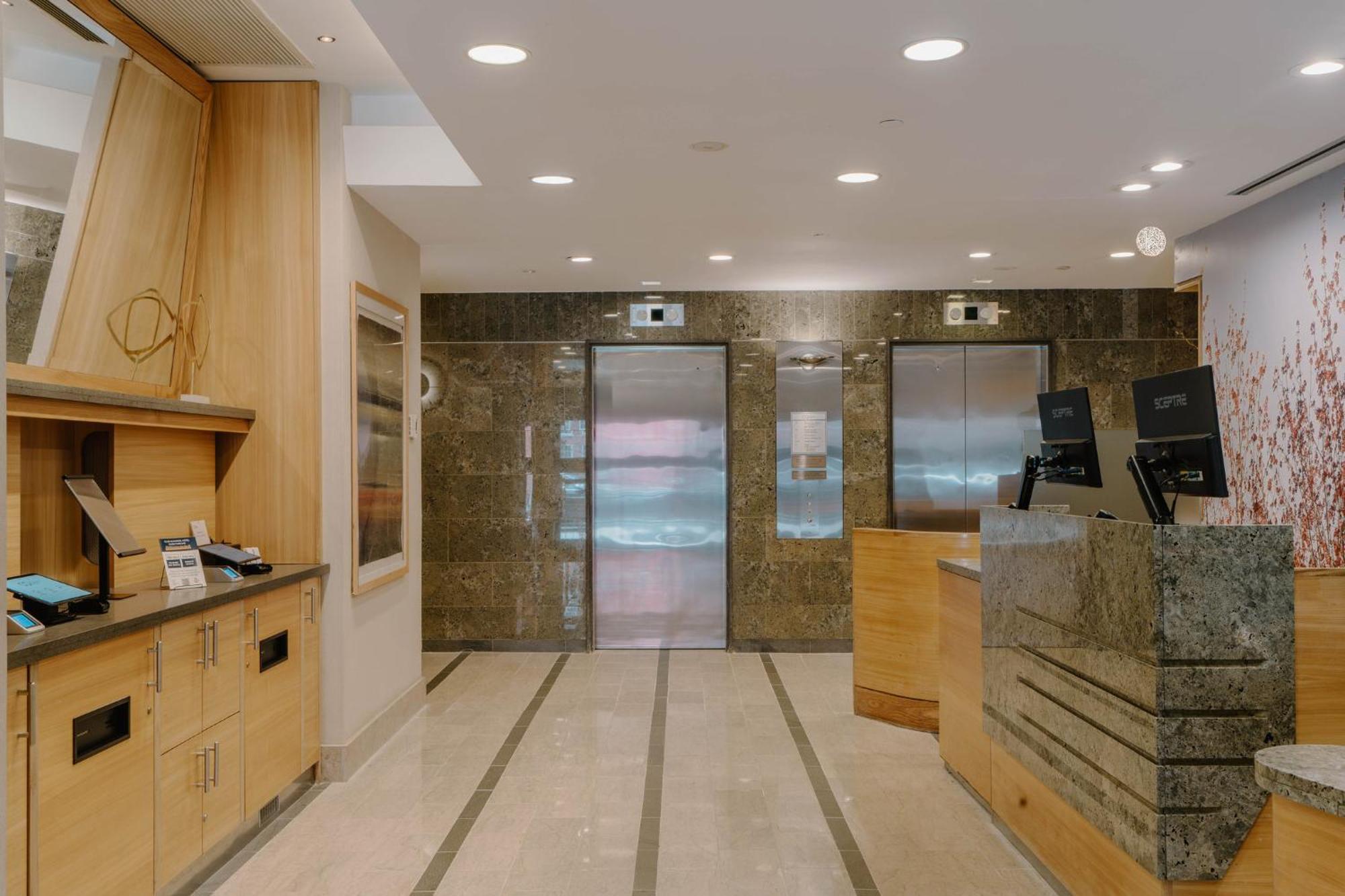 Club Quarters Hotel World Trade Center, New York Bagian luar foto